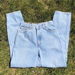 🤍RARE VINTAGE LEVI’S 550 JEANS🤍 (SOLD)